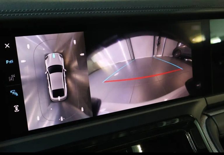 Porsche Panamera 4 E-Hybrid - photo 14