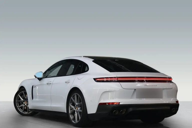 Porsche Panamera 4 E-Hybrid - photo 3