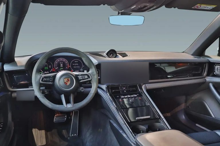 Porsche Panamera 4 E-Hybrid - photo 6