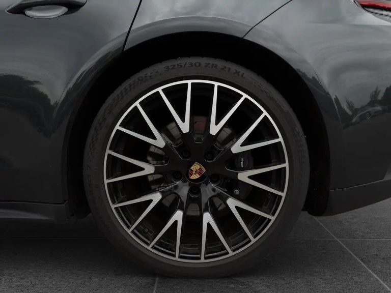 Porsche Panamera 4 E-Hybrid - photo 7