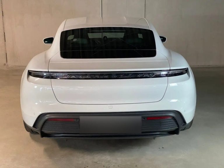 Porsche Taycan - photo 6