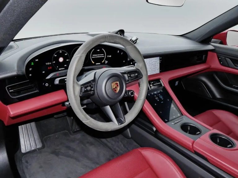 Porsche Taycan Sport Turismo - photo 4