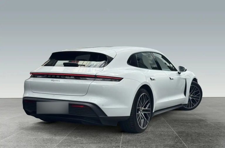 Porsche Taycan Sport Turismo - photo 4