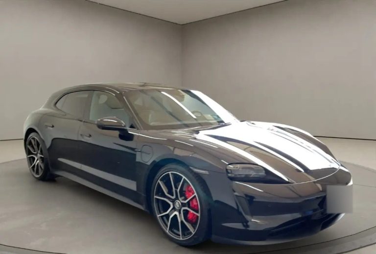Porsche Taycan 4S Sport Turismo - photo 7