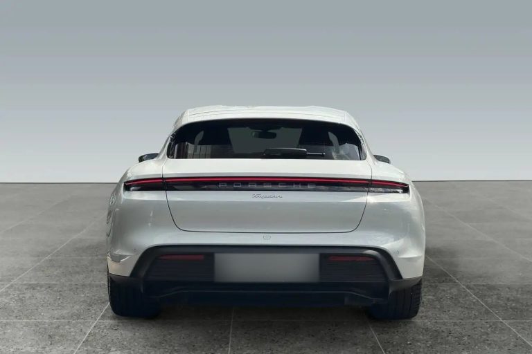Porsche Taycan Sport Turismo - photo 8