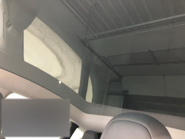 Tesla Model Y Grande Autonomie AWD - photo 14
