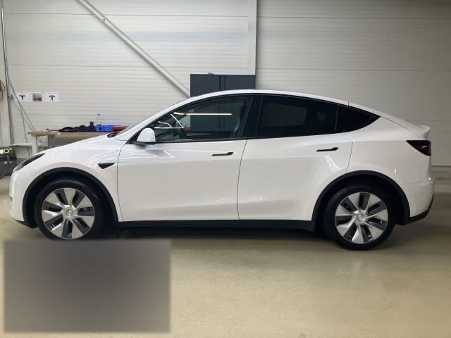 Tesla Model Y Grande Autonomie AWD - photo 3