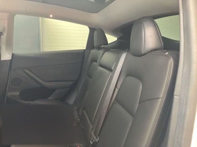 Tesla Model Y Grande Autonomie AWD - photo 9