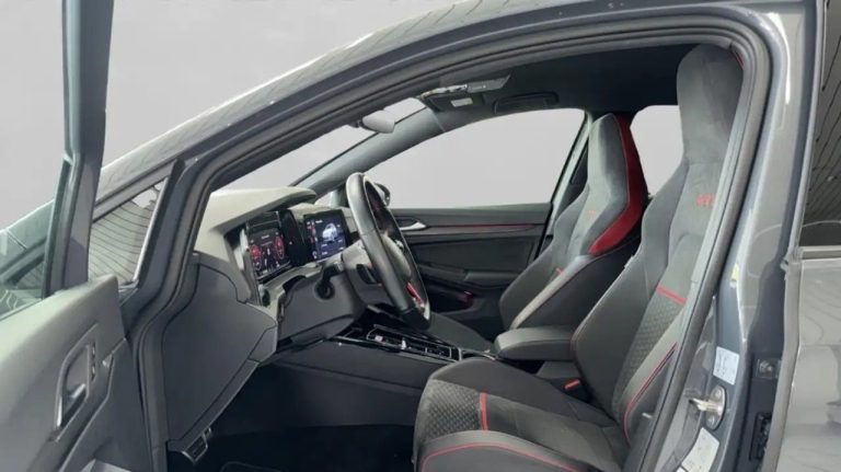 Volkswagen Golf GTI Clubsport 2.0 TSI DSG - photo 8