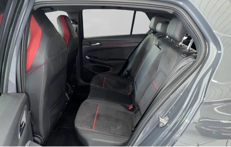 Volkswagen Golf GTI Clubsport 2.0 TSI DSG - photo 9