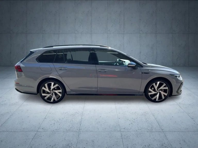 Volkswagen Golf Variant R-Line 1.5 eTSI DSG - photo 7