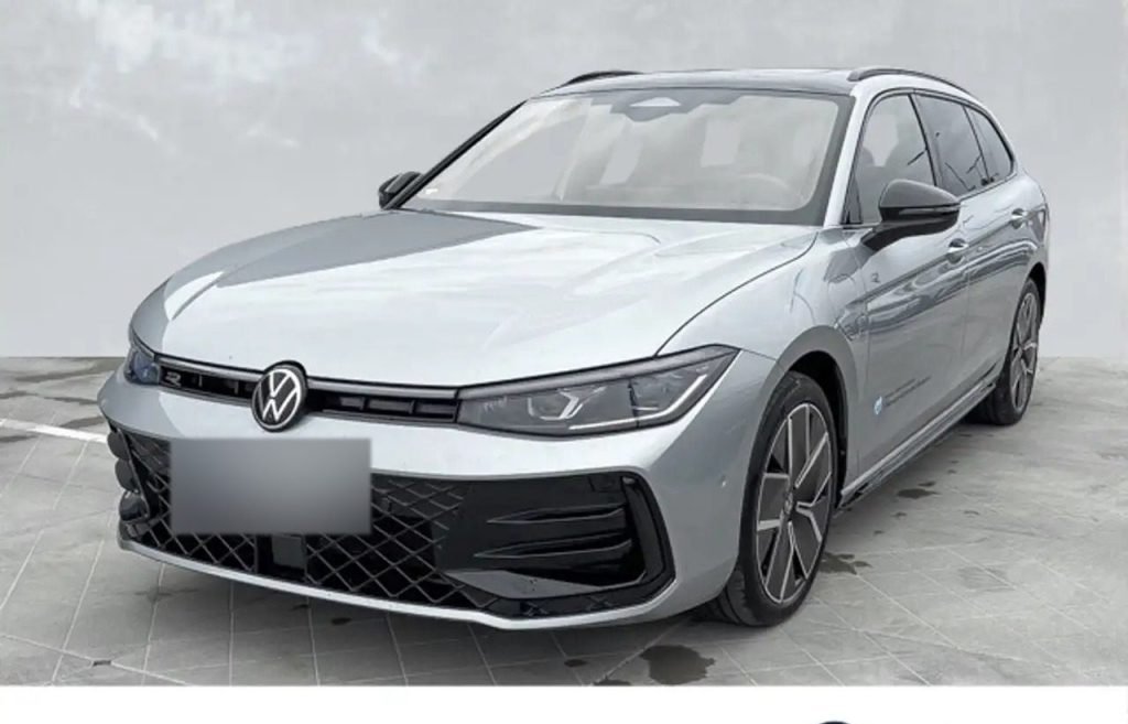 Volkswagen Passat Variant R-Line 1.5 eHybrid DSG