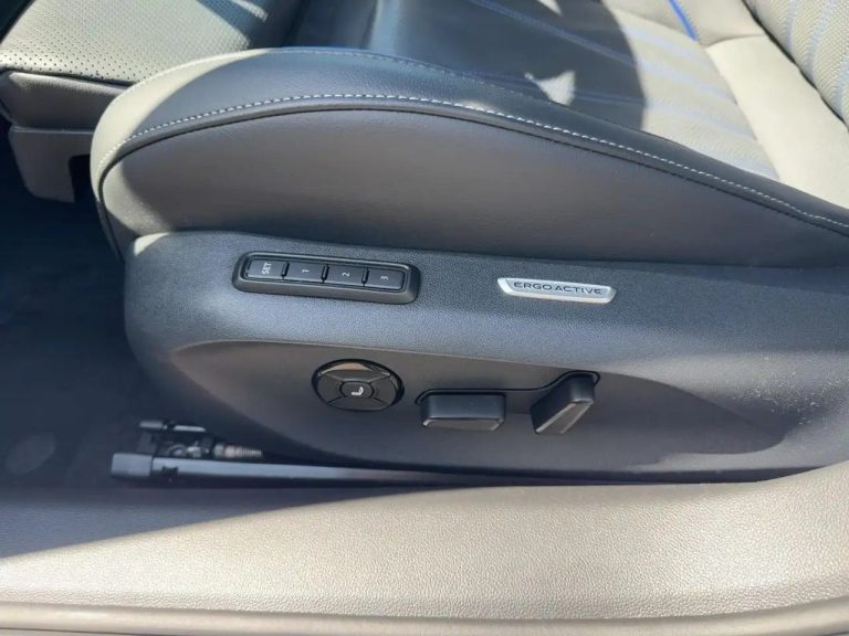 Volkswagen Passat Variant 1.5 eHybrid DSG R-Line - photo 14