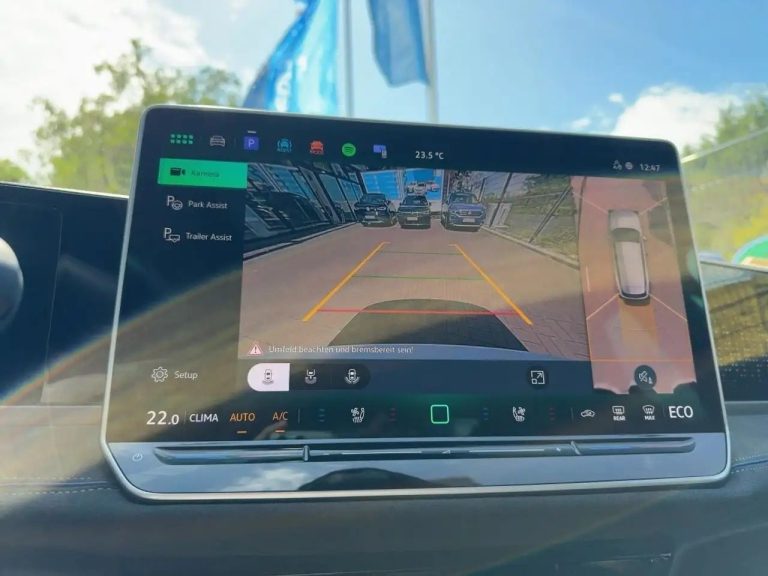 Volkswagen Passat Variant 1.5 eHybrid DSG R-Line - photo 16