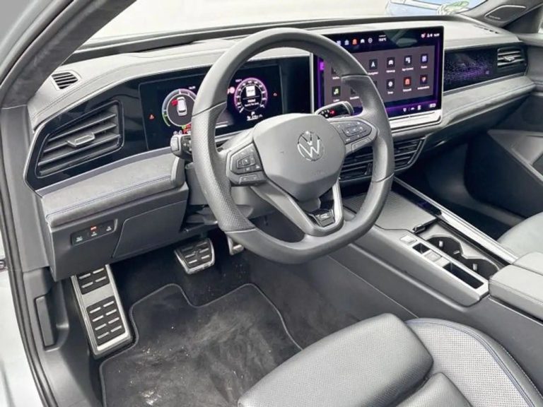 Volkswagen Passat Variant R-Line 1.5 eHybrid DSG - photo 9