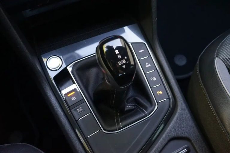 Volkswagen Tiguan eHybrid R-Line - photo 12