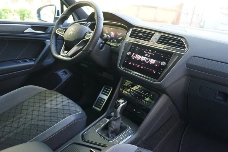Volkswagen Tiguan eHybrid R-Line - photo 13
