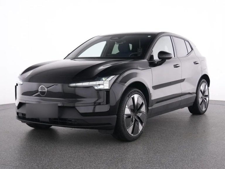 Volvo EX30 Extended Range Plus