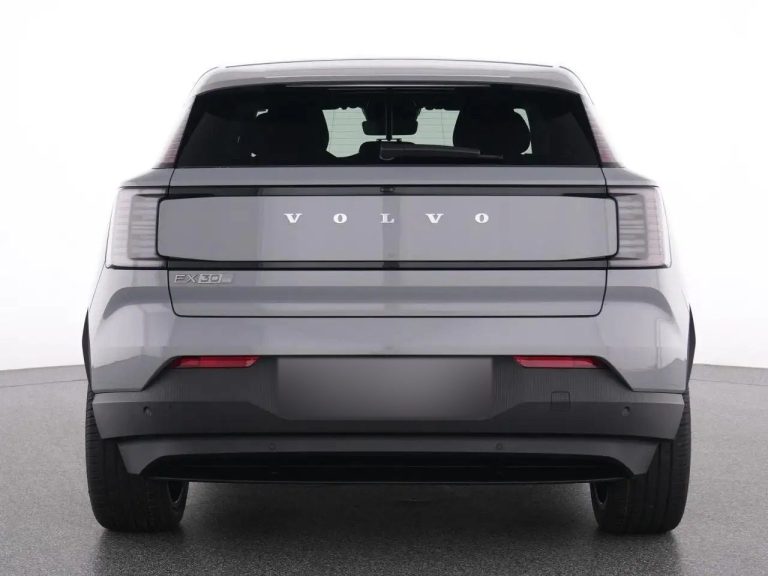 Volvo EX30 Extended Range Plus - photo 15