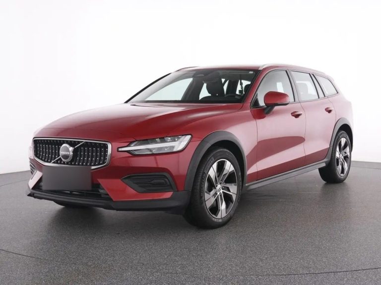 Volvo V60 Cross Country B4 AWD Plus