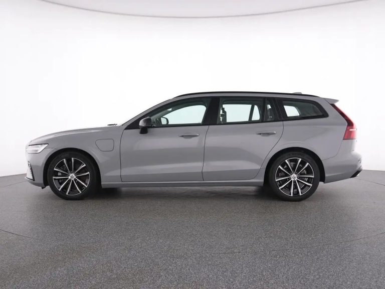Volvo V60 T8 Recharge Plus Dark - photo 10