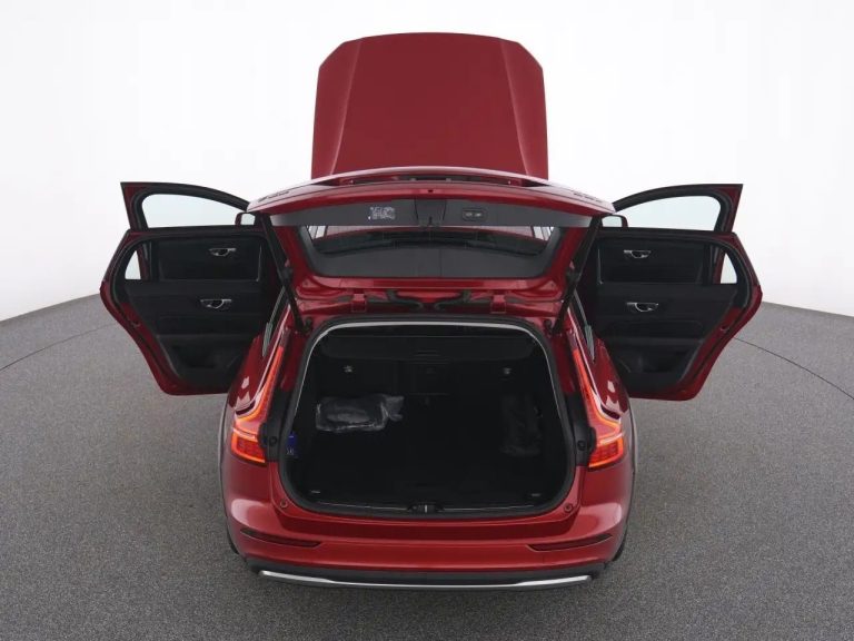 Volvo V60 Cross Country B4 AWD Plus - photo 13