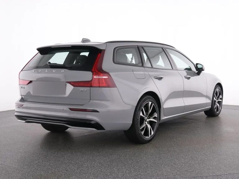 Volvo V60 B4 Plus - photo 2