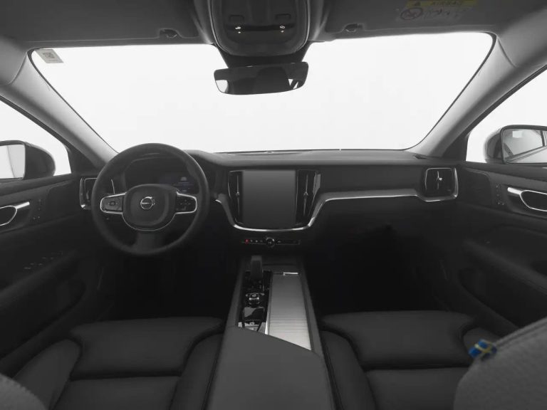 Volvo V60 B4 Plus - photo 3