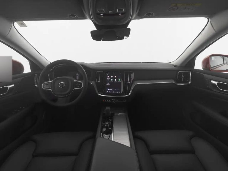 Volvo V60 Cross Country B4 AWD Plus - photo 3