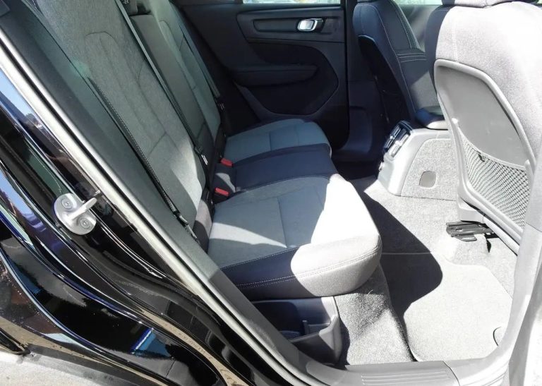Volvo XC40 T4 Recharge - photo 11