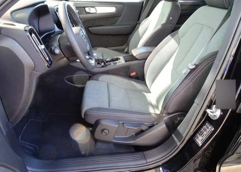 Volvo XC40 T4 Recharge - photo 7