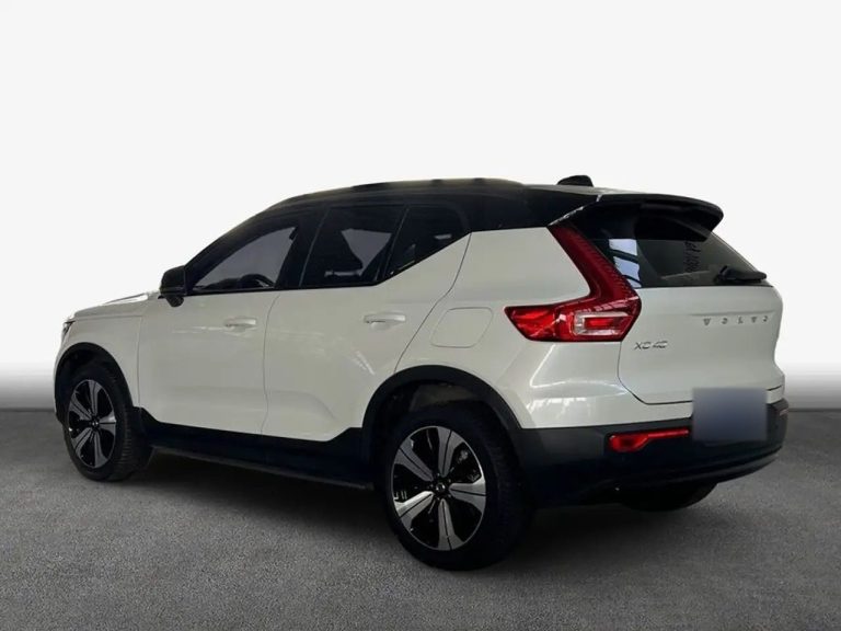 Volvo XC40 Recharge Single Motor Plus - photo 2