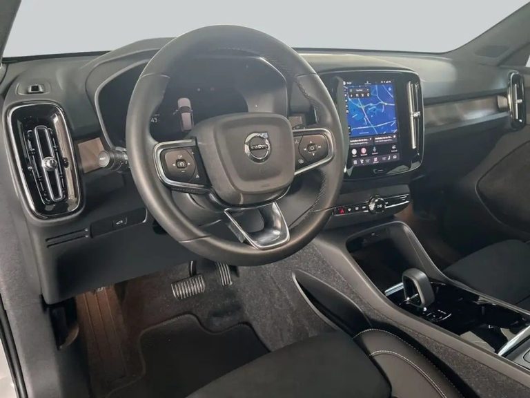 Volvo XC40 Recharge Single Motor Plus - photo 8