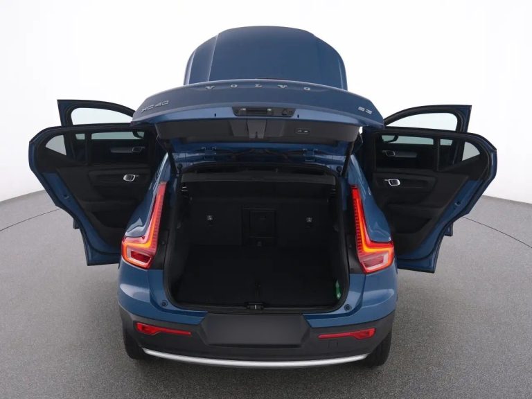 Volvo XC40 B3 Core - photo 13