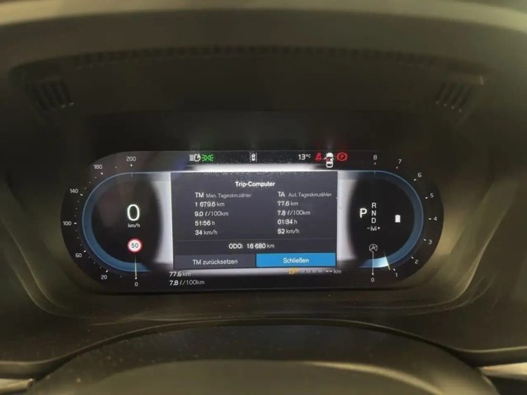 Volvo XC60 B5 AWD Core - photo 10
