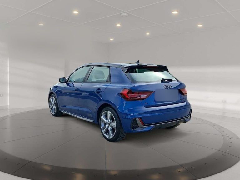 Audi A1 Sportback 35 TFSI S line competition - photo 2