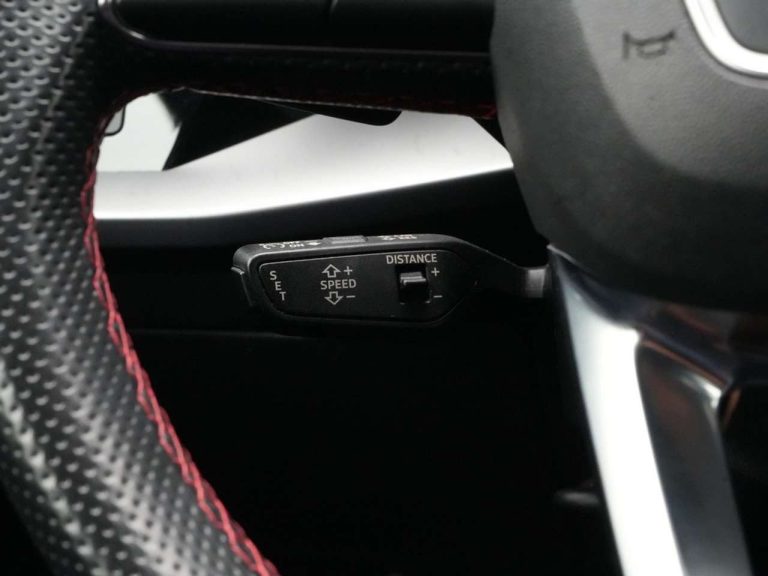 Audi A3 Sportback 45 TFSI e S line - photo 12