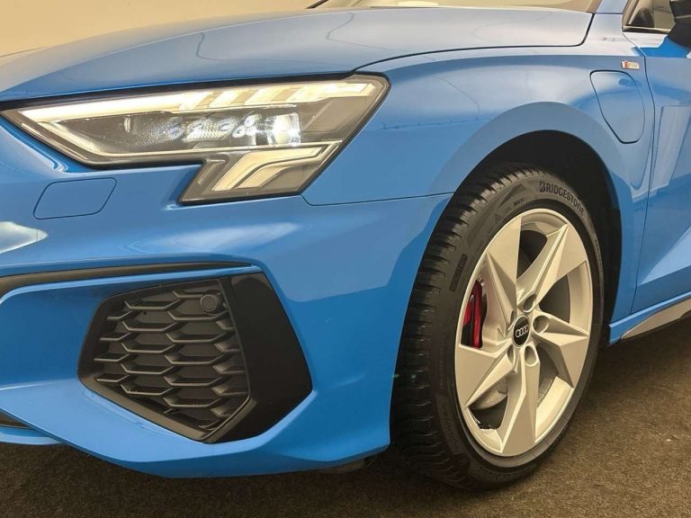 Audi A3 45 TFSI e S tronic S line - photo 13