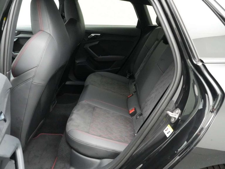 Audi A3 Sportback 45 TFSI e S line - photo 8
