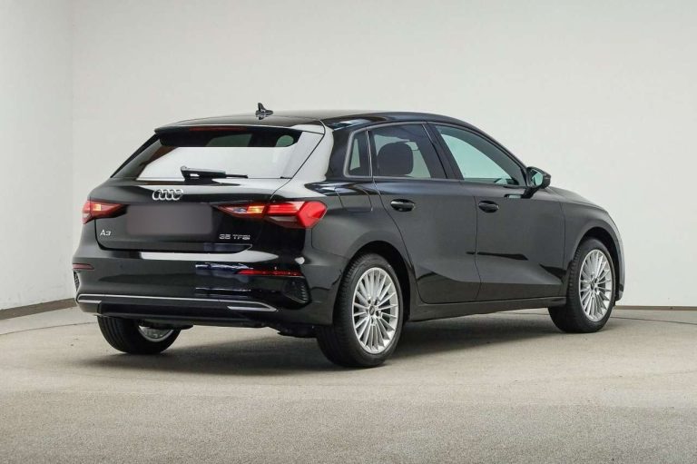 Audi A3 Sportback 35 TFSI Advanced - photo 2