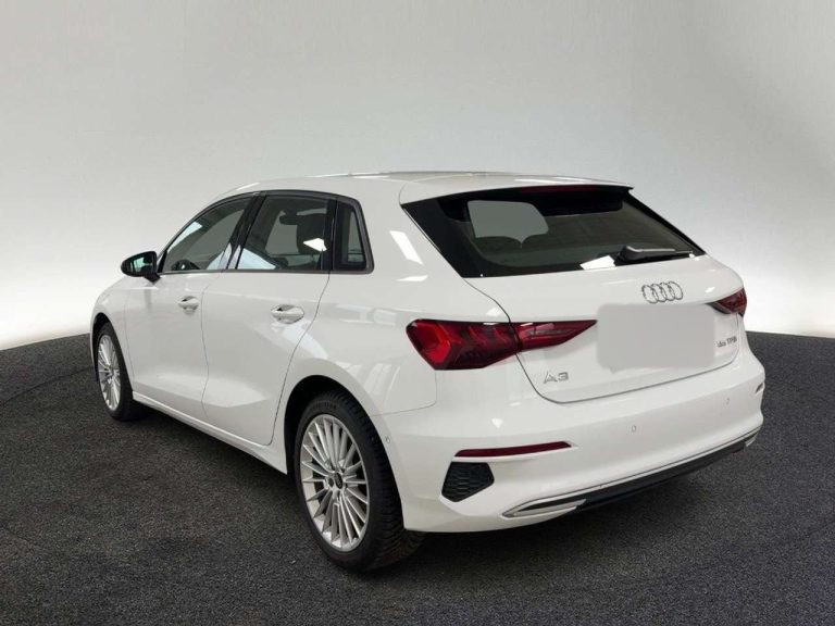 Audi A3 Sportback 35 TFSI Advanced - photo 2
