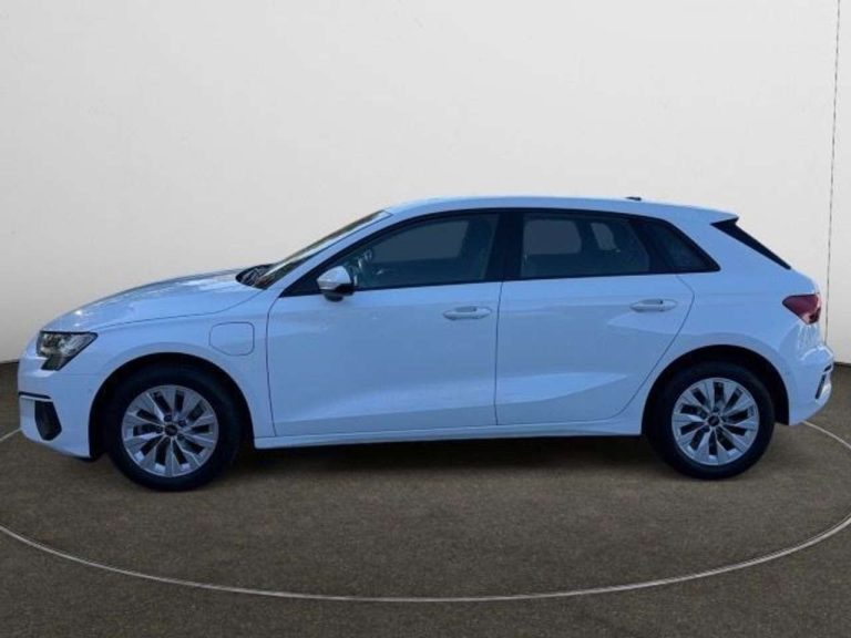 Audi A3 Sportback 40 TFSI e S tronic - photo 3