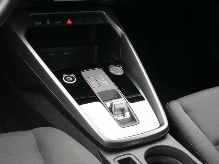 Audi A3 Sportback 40 TFSI e S tronic - photo 9