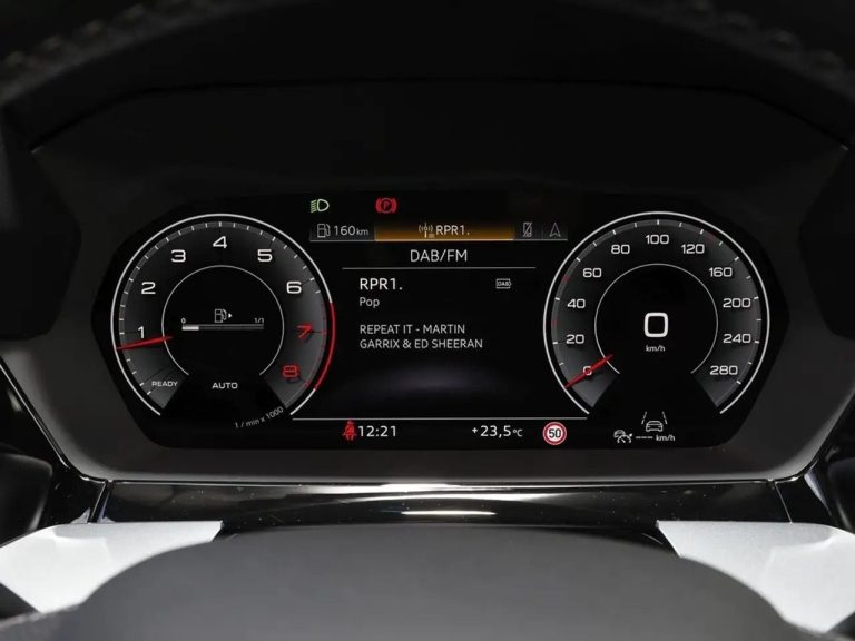 Audi A3 Berline 30 TFSI advanced S line - photo 17