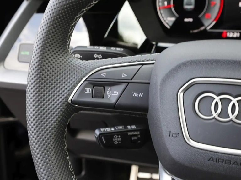 Audi A3 Berline 30 TFSI advanced S line - photo 18