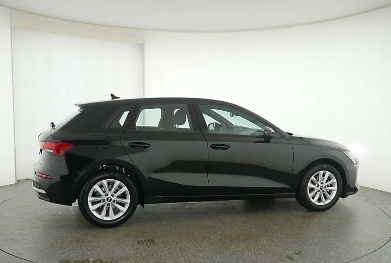 Audi A3 Sportback 30 TFSI S tronic - photo 3
