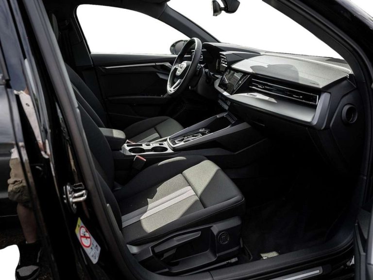Audi A3 Sportback 30 TFSI - photo 3