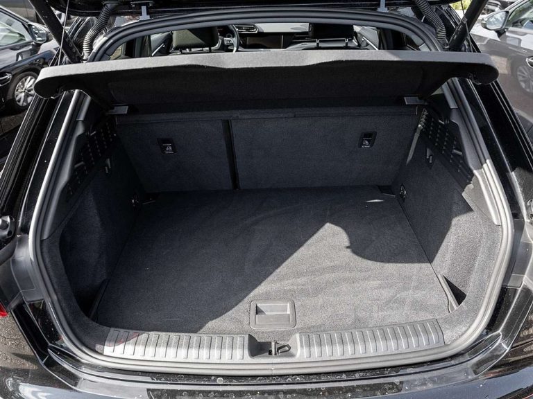 Audi A3 Sportback 30 TFSI - photo 8