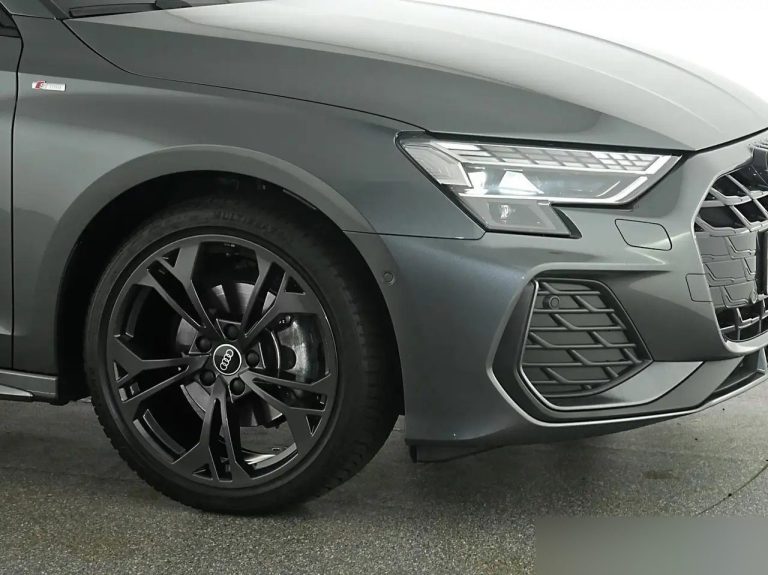 Audi A3 Berline 35 TFSI S line - photo 8