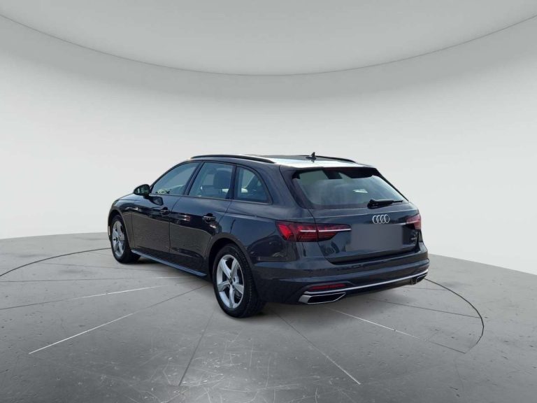 Audi A4 40 TDI quattro S tronic Advanced - photo 2